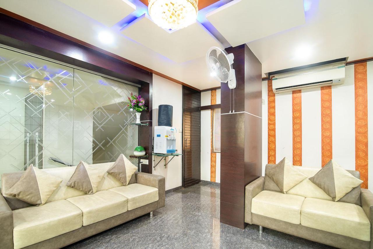 Hotel Satkar Сурат Экстерьер фото